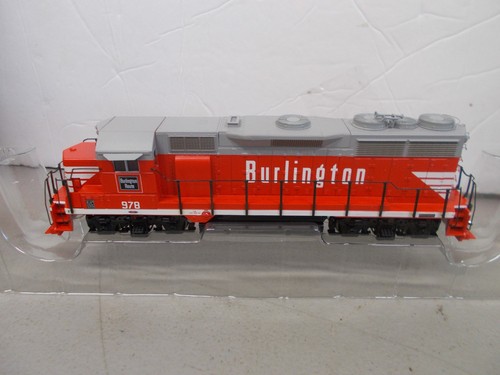 LOCOMOTORA ATHEARN # 91726 ~ BURLINGTON GP-35 # 978 ~ ENCHUFE DCC ~ ESCALA HO | Zustand: New: Other (See Details)