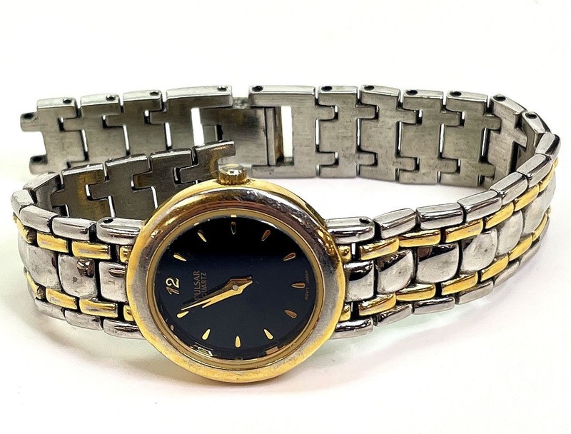 Pulsar Quartz V700-X019 Analog Black Dial Two Tone Women's Watch 43.6g