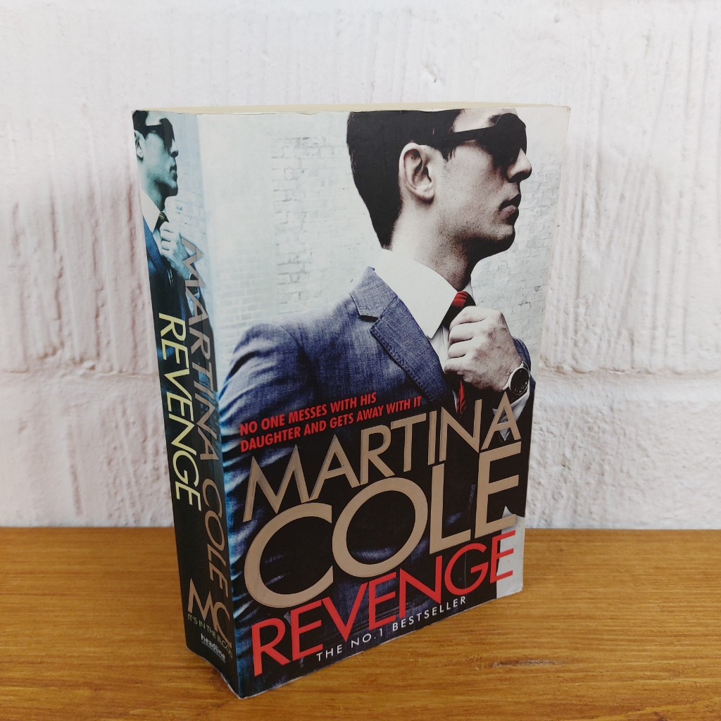 Revenge: A pacy crime thriller of violence and vengeance by Martina Cole ...