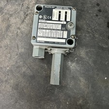 ALLEN BRADLEY 836T-T256J SER.A PRESSURE SWITCH Fast Shipping
