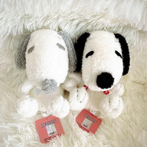 Peluche Snoopy gris noir