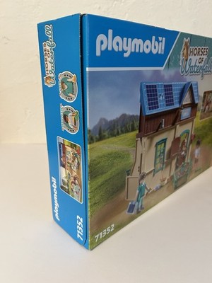 PLAYMOBIL Horses of Waterfall 71352 Veterinary Clinic Horse Set