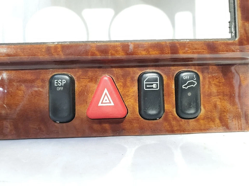 Mercedes SLK320 2001 radio OEM bisel de madera con interruptores de ventilación Foto 2 de 4