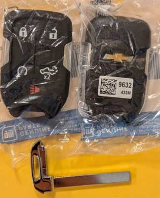 NEW OEM 2019-2021 CHEVROLET SILVERADO 1500 2500 REMOTE START KEY FOB 13529632 - Image 1 of 4
