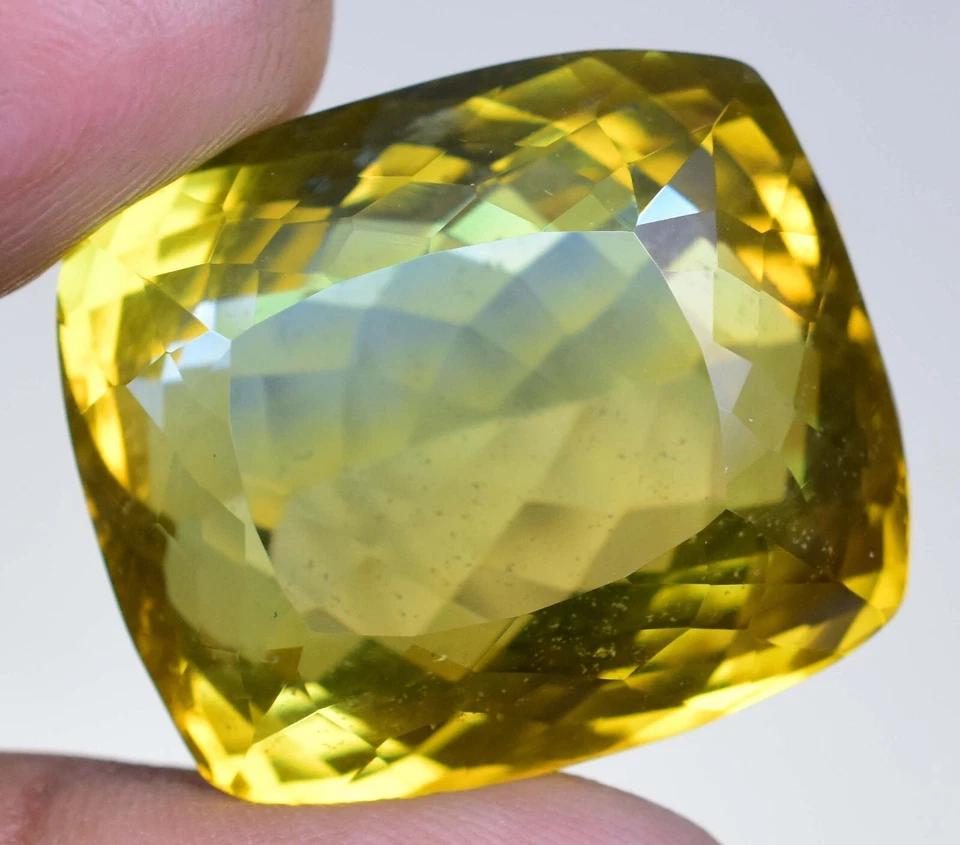 Natural Bi-Color Tourmaline 71.75 Ct Cushion Cut AGL Certified GIGANTIC Gemstone - Image 4 of 4