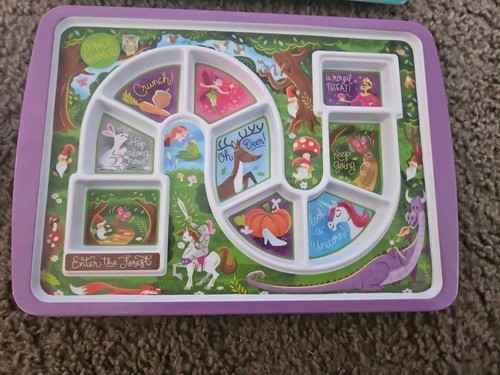 Children's 2 Plastic Sectioned Dinner Plates & 2 Fork/Spoon Sets With Case EUC - Picture 3 of 5