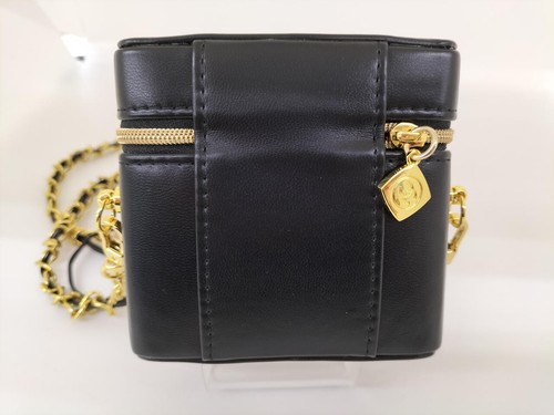 CHANEL Chain shoulder bag black gold women Ladies No Box Used from Japan - Picture 3 of 10