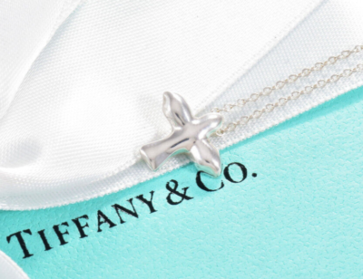 トビ　Tiffany ネックレス Tiffany & Co Silver Elsa Peretti Small Dove Bird Pendant 16.25