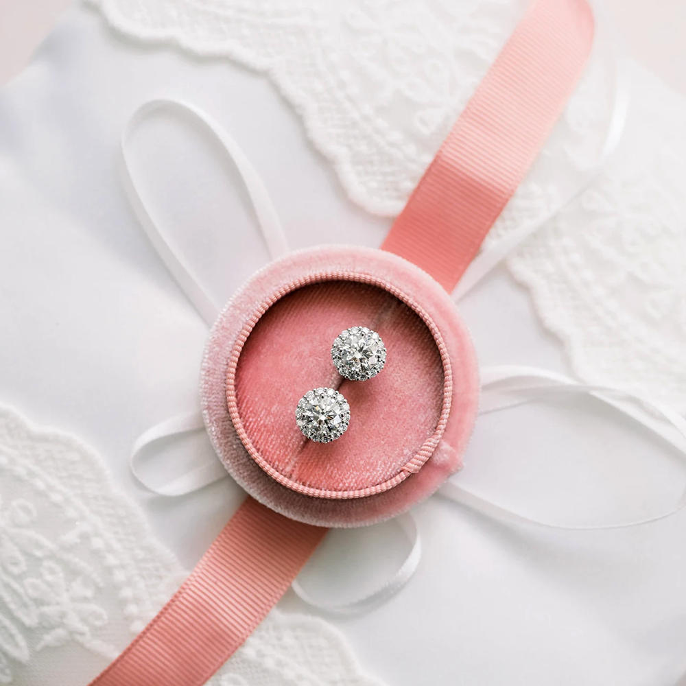 Womens Earring 14K White Gold 2 Ct Round Diamond GLI HRD Lab Grown Studs