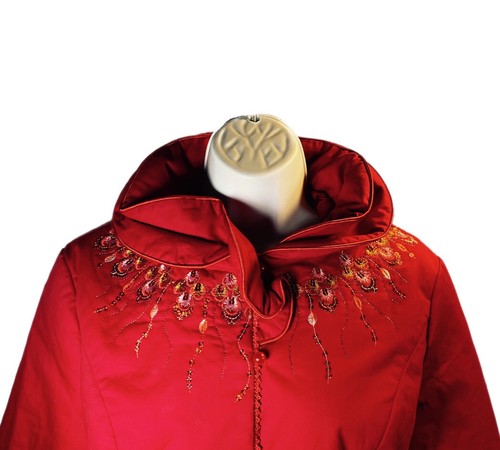 Authentische chinesische rote formelle kurze Jacke gerüschter Kragen Stickpailletten XXL - Bild 4 von 12