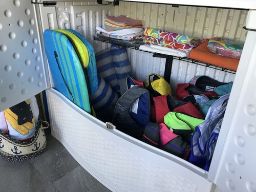 Suncast VDB19500WSD Backyard Oasis Storage and ...