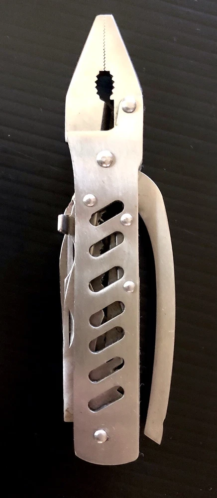 Multi Tool Stainless Steel Heavy Constructed 9 In 1 Pocket Size