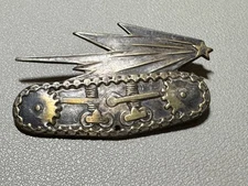 🇷🇺 WWII Soviet Tanker Badge — Trench-Made Armor Troops Pin (Eastern Front)