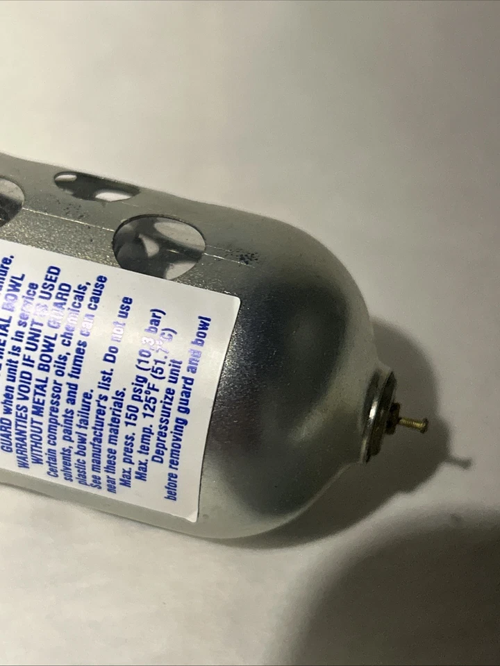 Wilkerson pneumatic filter F00-01-B00 M99 pneumatic filter. Small in-line filter - Image 4 of 4