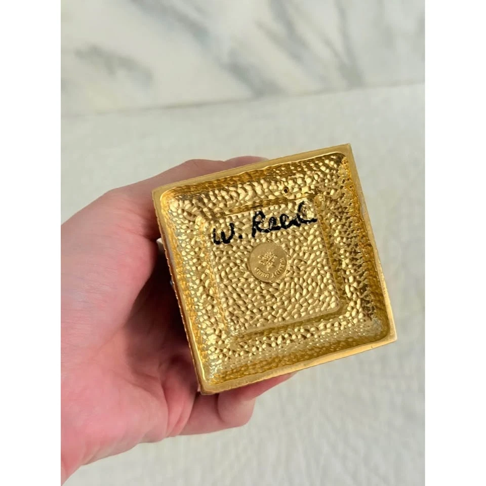 Vintage Wendy Reed Jeweled Enamel Trinket Box Green Gold with Swarovski Crystals - Image 4 of 4