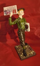 Arsenal  Premier League Champions 2025/26  commemorative newsboy figurine,