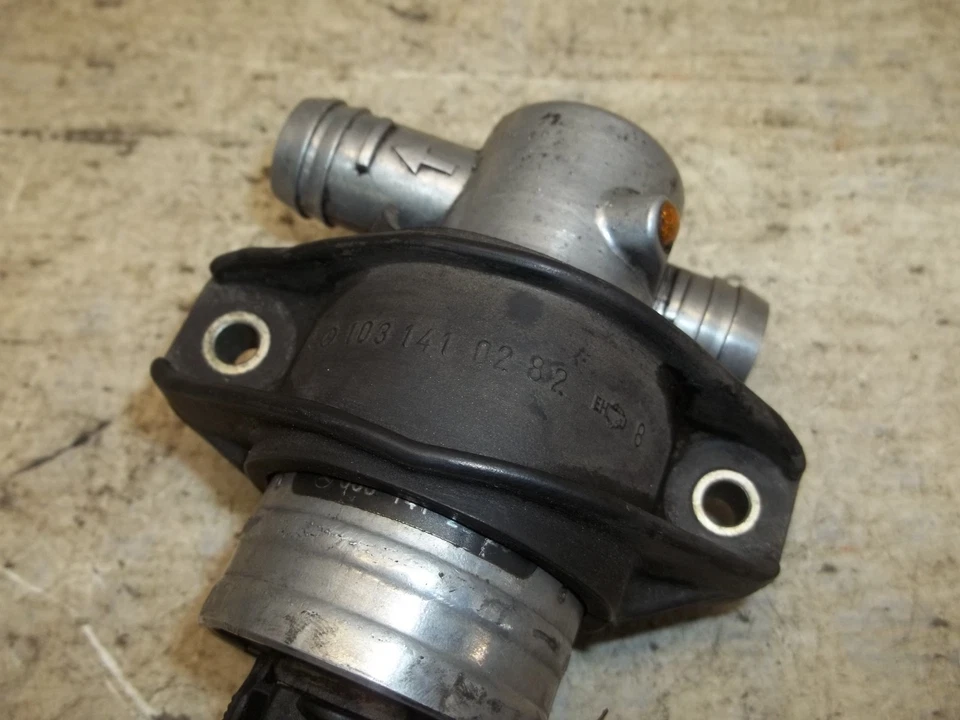 Válvula de control de velocidad de aire en ralentí Mercedes-Benz W124 1986-1993 000 141 22 25 OEM Foto 3 de 4