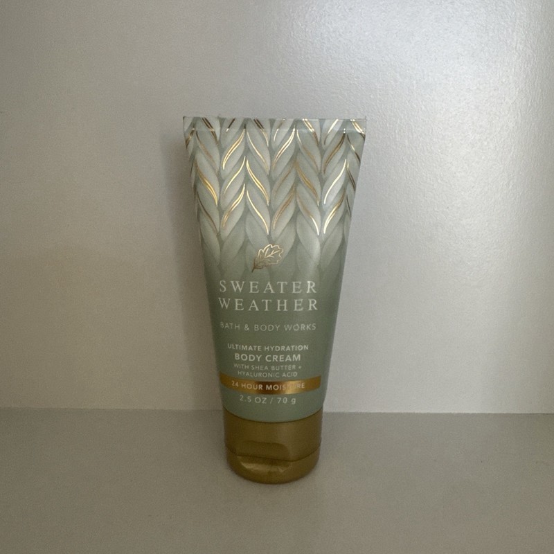 Bath And Body Works Sweater Weather Body Cream 2.5 Oz