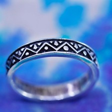 Size 7, vintage Sterling silver ring, southwestern textured 925 stackable band