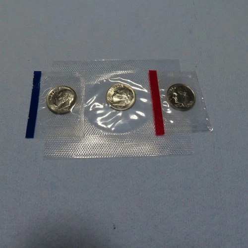 1996 W & P & D UNCIRCULATED IN MINT CELLOS ROOSEVELT DIMES 10 CENT