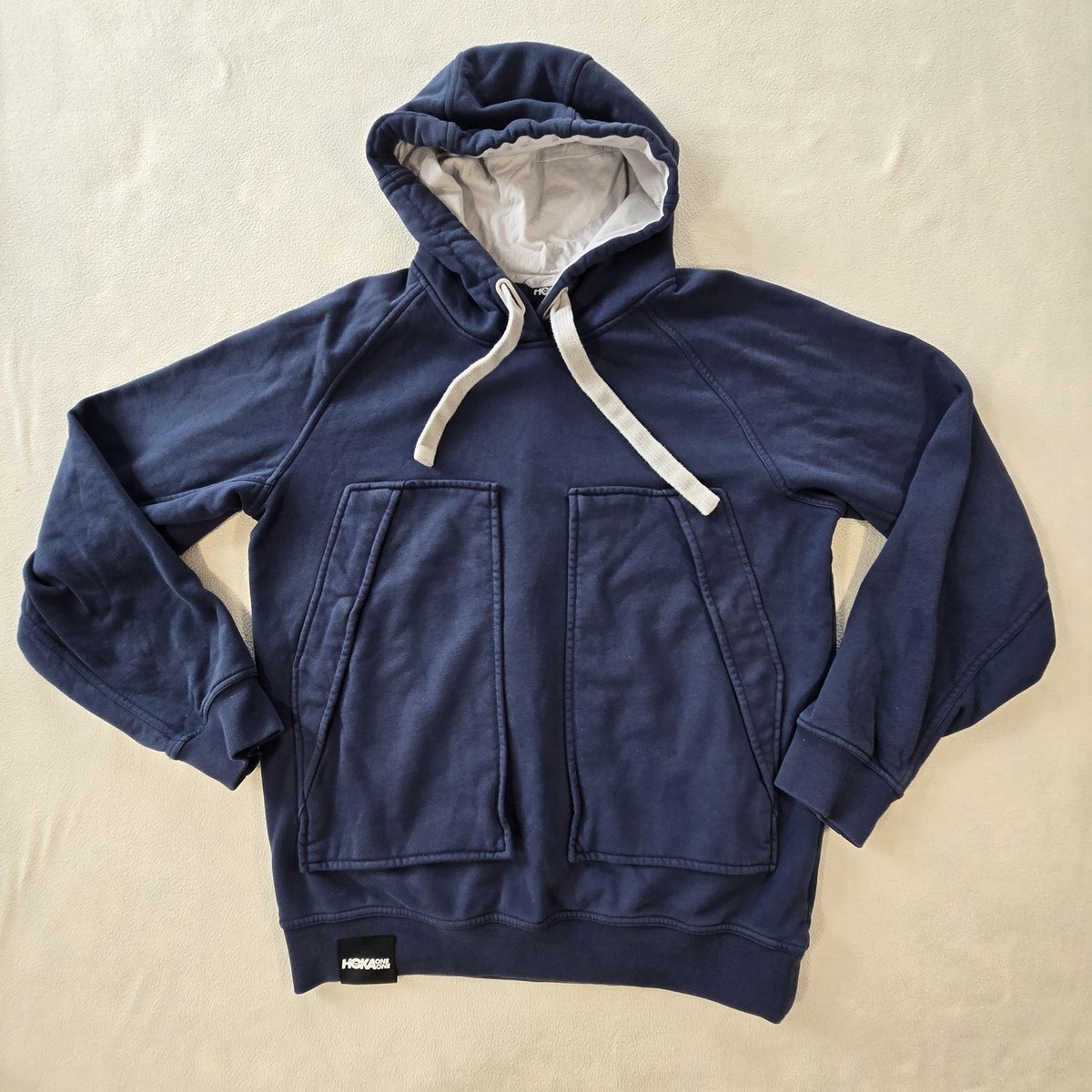 HOKA ONE ONE Hoodie Sweatshirt Mens S/M Blue Fleece Pullover Logo Back