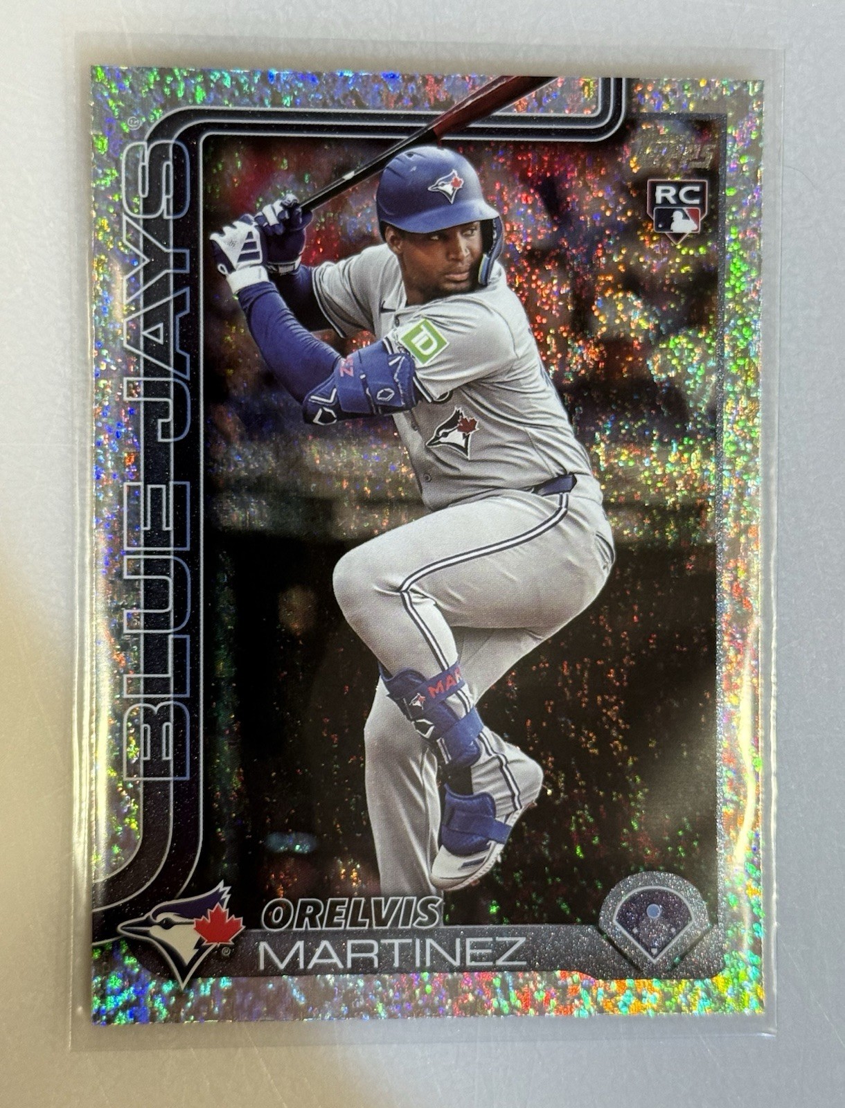 2025 Topps Series 1 - Orelvis Martinez #18 Sandglitter (RC)