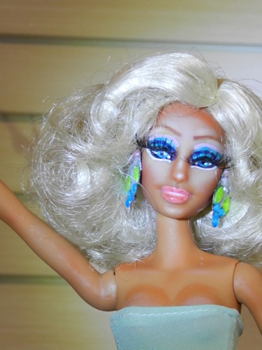 RuPaul Celebrity by DBC Studio Mattel Doll Barbie 5 joints in full Drag - Picture 16 of 18