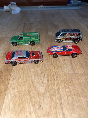 4 hot wheels redlines 1974 Torino forest stingray van flames