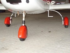 1 Stück Radschuh, Radverkleidung für Bugrad aus GFK für Trikes/UL--Flugzeuge