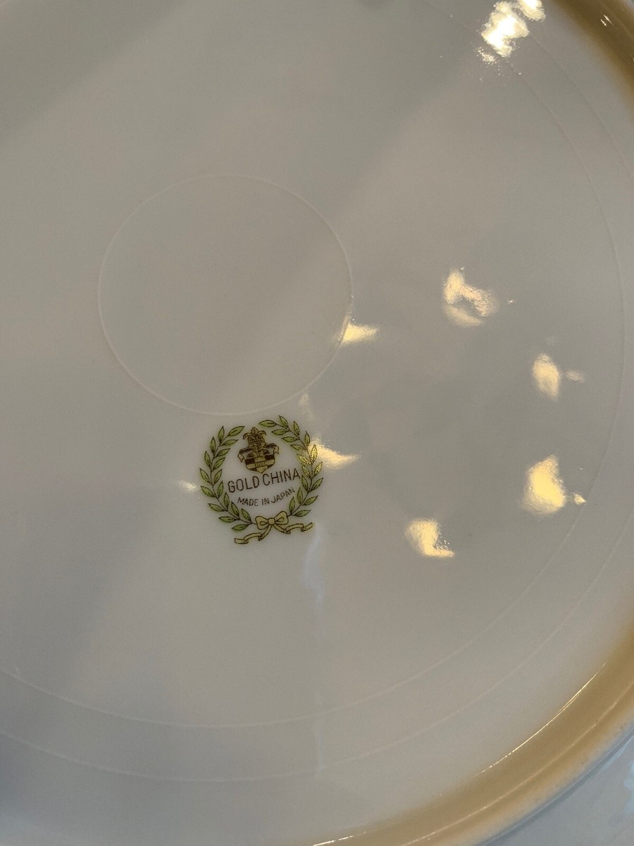 3 Gold China Made In Japan Dinner Dishes Green Rim With Gold 3 Gold China Made In Japan Dinner Dishes Green Rim With Gold