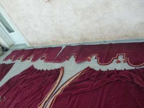 Textiles anciens du XXe siècle rouges ameublement