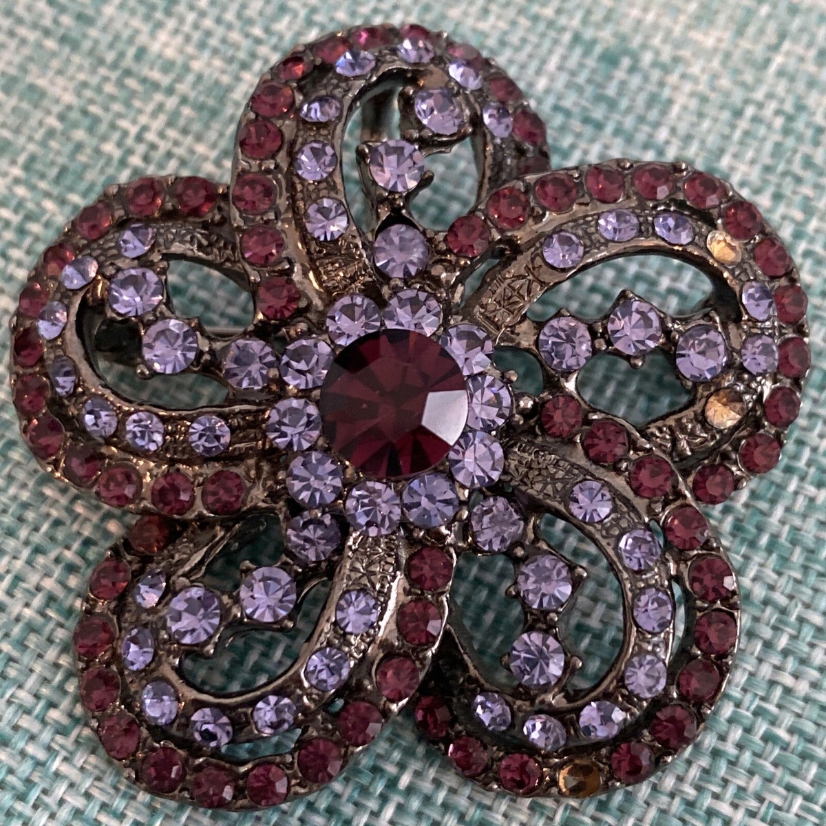 Stunning Vintage Red Purple Rhinestone Floral Flower Brooch/Pin