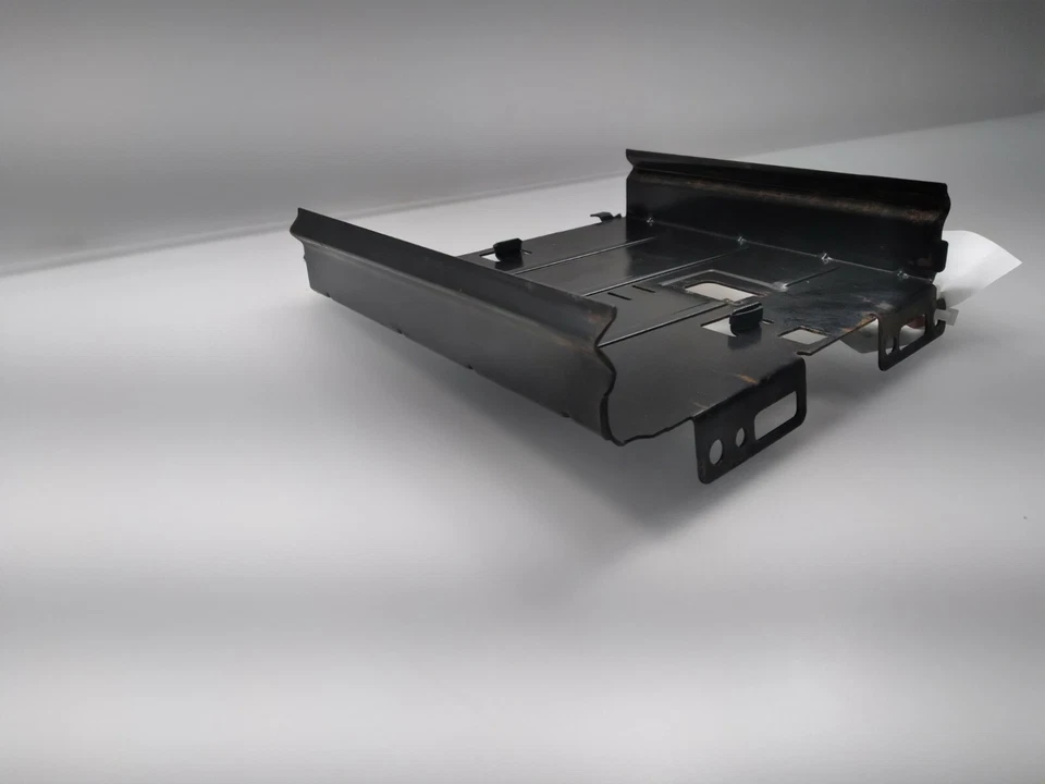 Bandeja de montagem para porta-copos Chrysler Town & Country 1996-2000 usada fabricante de equipamento original - Imagem 3 de 4