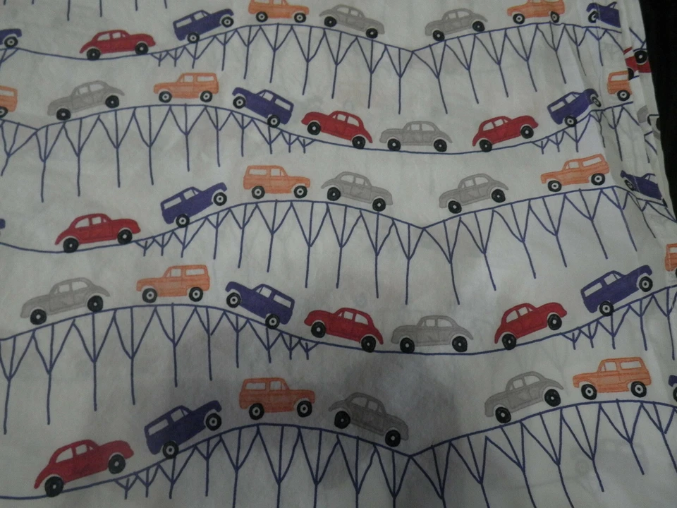 Puente de hoja plana doble Pottery Barn Kids Cars rojo gris azul naranja blanco niños Foto 4 de 4