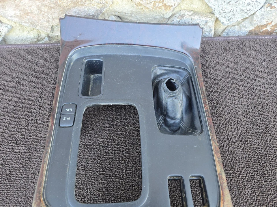 Cubierta de ajuste central para Toyota Land Cruiser 98-02 bisel de cambio portavasos OEM V25 Foto 4 de 4