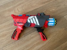 Boom Co Blaster mit Schutzschild von Mattel