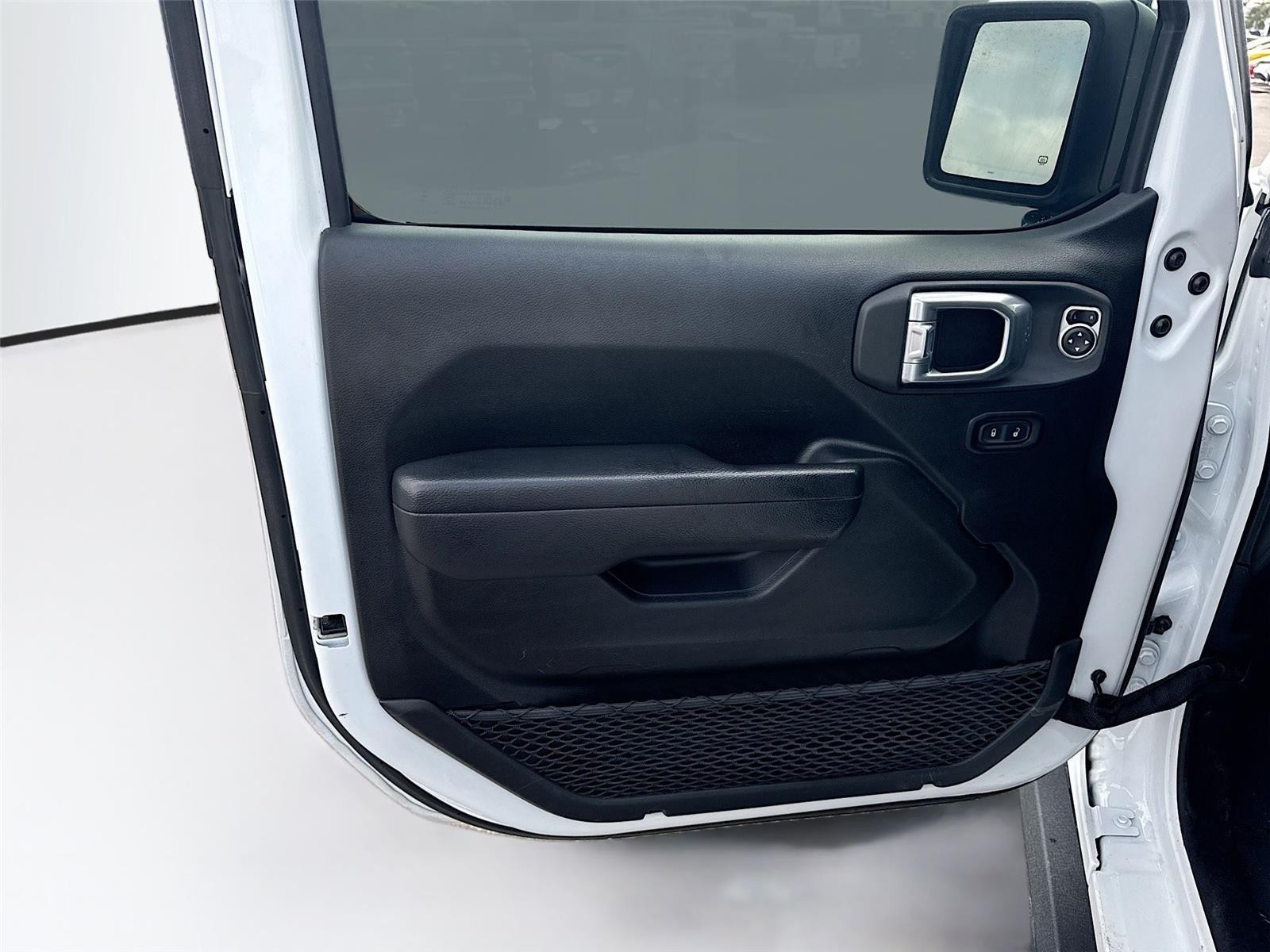 2024 Jeep Wrangler 4xe Sport S thumbnail 13