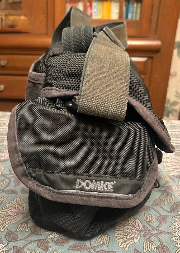 Bolso de hombro para cámara Domke F-2 NEGRO - lona de algodón resistente al agua con inserto Foto 2 de 4