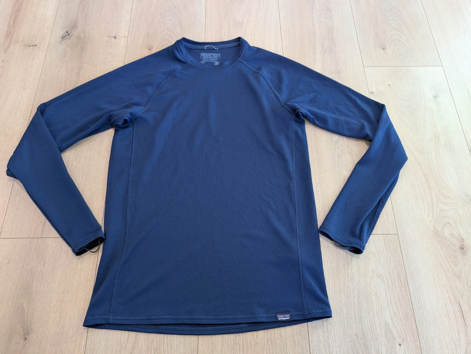 Patagonia Capilene Midweight Shirt Med. Base Layer Performance Men’s Small