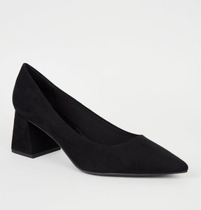 black work court shoes