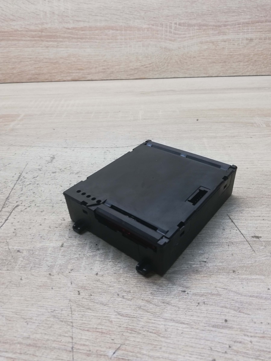 BMW E65 7 Series 6919759 80019000 Body Control Module Junction Box 