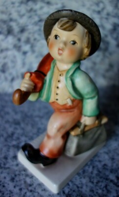 Hummel Figur Hum 11/0 ''Wanderbub - Merry Wanderer'' FM 6 * größere Ausgabe 12 cm