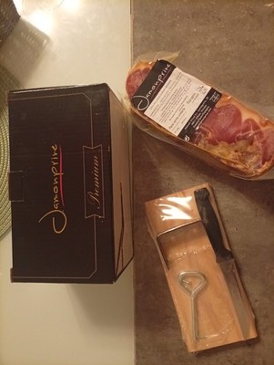 Serano-Schinken Ständer mit Serano-Messer, Neu und Unbenutzt, Verpackt