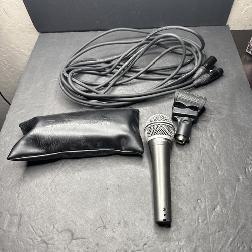 Micrófono vocal dinámico profesional Samson Q8x con cable de micrófono