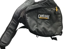 Camelbak Slingshot over the shoulder hydration pack no water bladder Great Shape