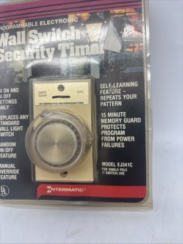 Intermatic Programmable Electronic Wall Switch Security Timer Model EJ341C - Picture 2 of 9