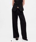 NWT Gap Women's 365 Low Rise Pleated Wide Leg Black  Trousers Sz 0 — photo 1