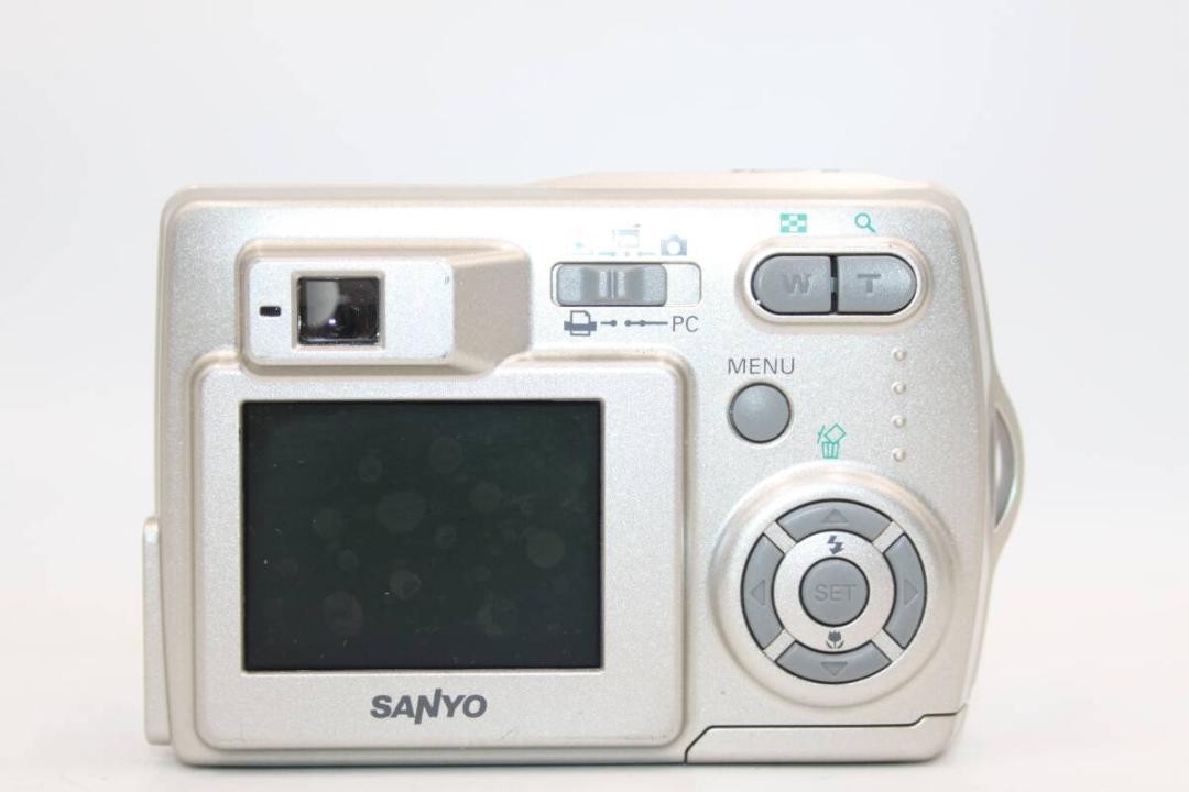 外観良好＆動作確認済み SANYO Xacti DSC-S5 単三電池用 Operation confirmed SANYO Xacti DSC-S5 Compact digital