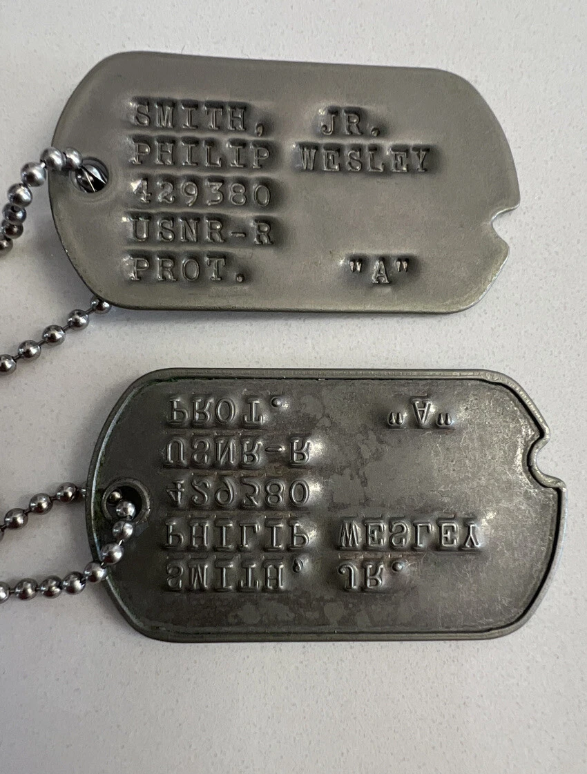 U.S. Army WW2 Dog Tags  WW2 US Medical Research Centre