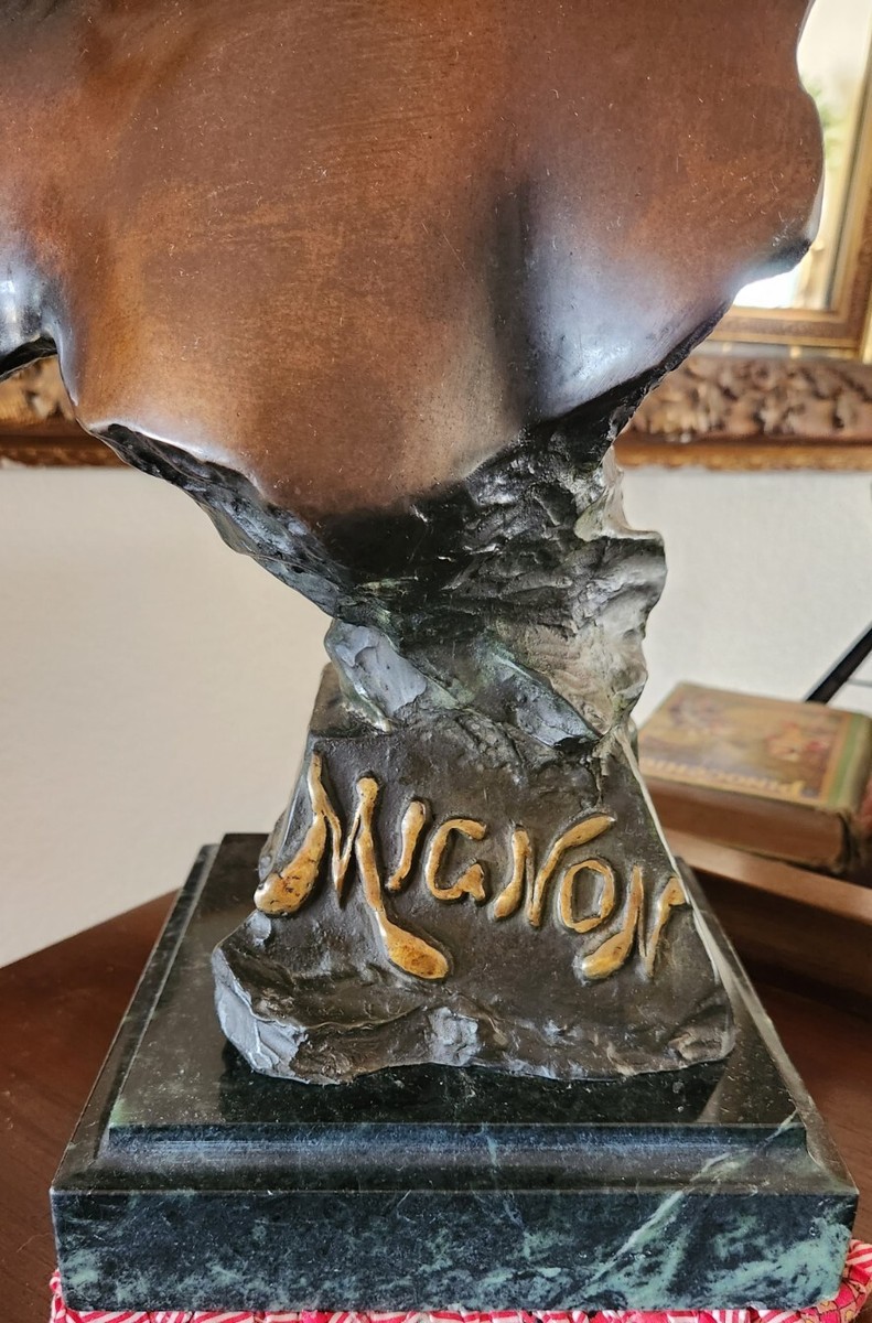 ▼希少 E.Villanis mignon SALON 1896 Antique Emmanuel Villanis Art Nouveau Bust of Mignon 1896